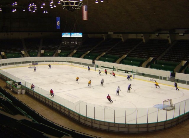 Featured Image: Inside the Lee & Rose Warner Coliseum. (Photo/Vintage MN Hockey.com)